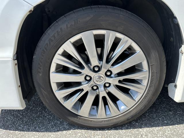 Ref:AUX-22808858 TOYOTA VELLFIRE 2013 4 Ref:AUX-22808858 TOYOTA VELLFIRE 2013 - Image 4