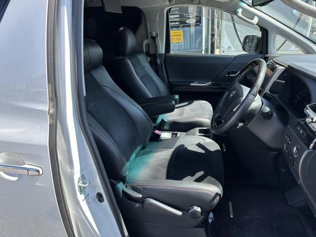 Ref:AUX-22808858 TOYOTA VELLFIRE 2013 8 Ref:AUX-22808858 TOYOTA VELLFIRE 2013 - Image 8