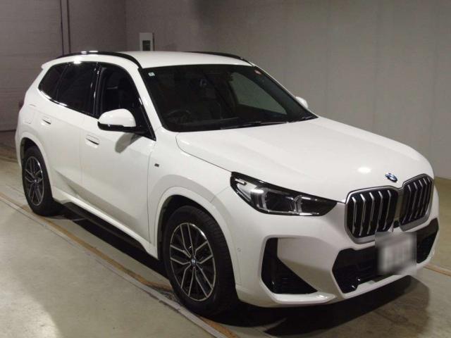 Ref:AUX-22808970 BMW X1 2024 1 2024 Bmw X1 white gasoline used car Japan export