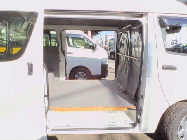 Ref:AUX-22813073 TOYOTA HIACE VAN 2023 20 Ref:AUX-22813073 TOYOTA HIACE VAN 2023 - Image 20