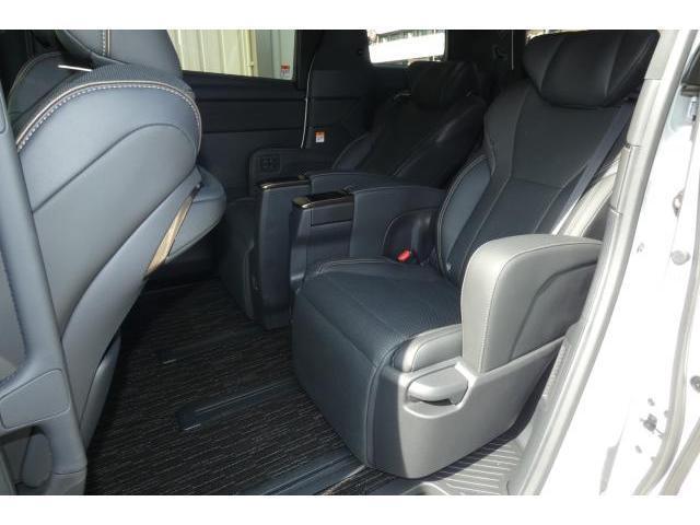 Ref:AUX-22815568 TOYOTA ALPHARD 2025 16 Ref:AUX-22815568 TOYOTA ALPHARD 2025 - Image 16