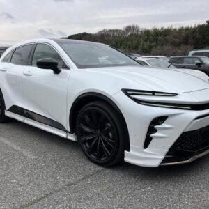 2024 Toyota Crown Sport pearl gasoline used car Japan export