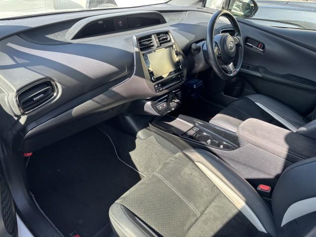 Ref:AUX-22820006 TOYOTA PRIUS PHV 2021 4 Ref:AUX-22820006 TOYOTA PRIUS PHV 2021 - Image 4