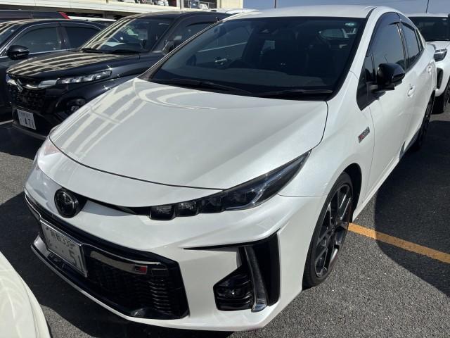 Ref:AUX-22820006 TOYOTA PRIUS PHV 2021 1 2021 Toyota Prius Phv pearl hybrid used car Japan export