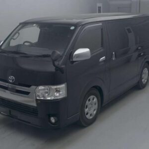 2018 Toyota Hiace Van black diesel used car Japan export