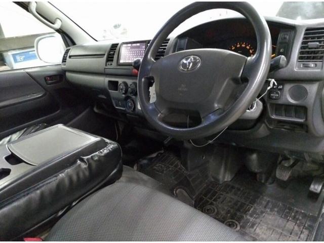 Ref:AUX-22824199 TOYOTA HIACE VAN 2015 4 Ref:AUX-22824199 TOYOTA HIACE VAN 2015 - Image 4