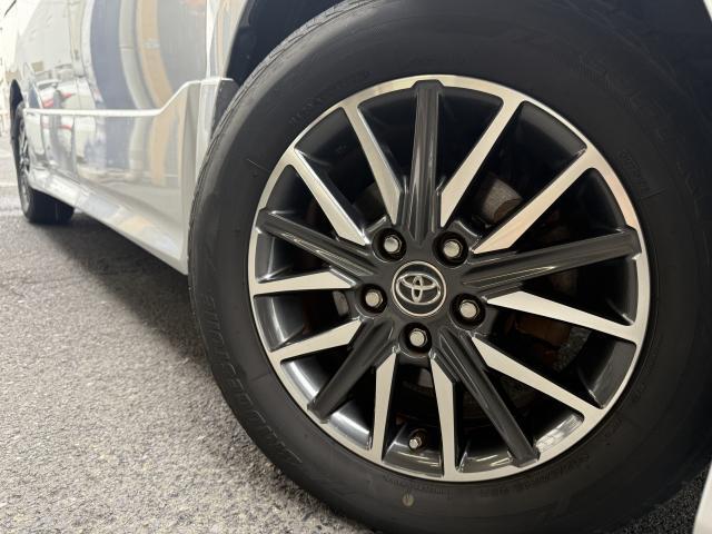 Ref:AUX-22824335 TOYOTA VOXY 2014 5 Ref:AUX-22824335 TOYOTA VOXY 2014 - Image 5