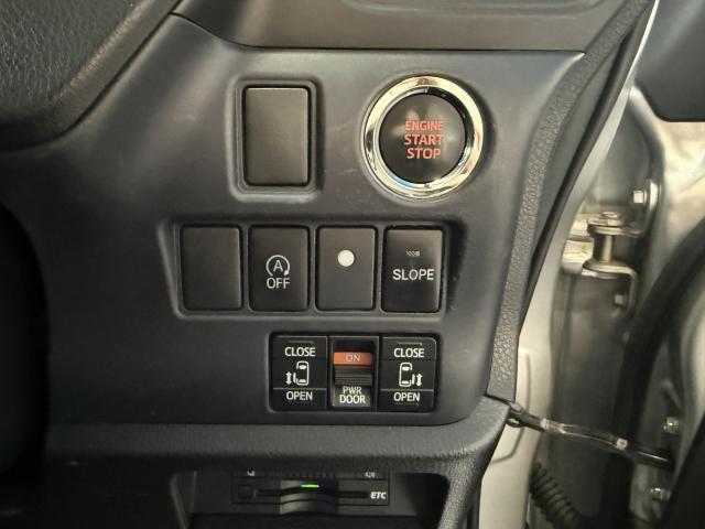 Ref:AUX-22824335 TOYOTA VOXY 2014 7 Ref:AUX-22824335 TOYOTA VOXY 2014 - Image 7