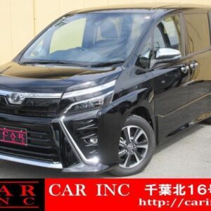 2020 Toyota Voxy black gasoline used car Japan export