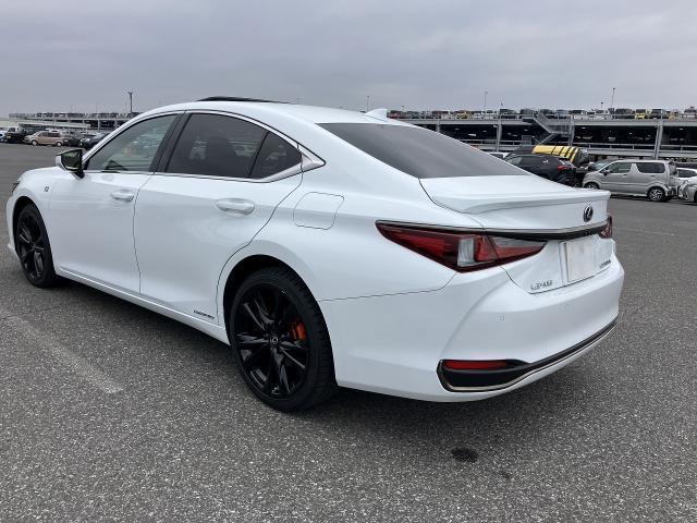 Ref:AUX-22837507 LEXUS ES 2022 2 Ref:AUX-22837507 LEXUS ES 2022 - Image 2