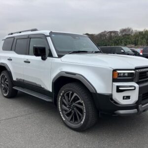 2025 Toyota Land Cruiser 250 pearl diesel used car Japan export