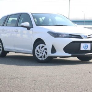 2023 Toyota Corolla Fielder white hybrid used car Japan export