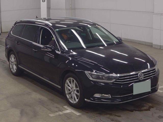 Ref:AUX-22841979 VOLKSWAGEN PASSAT VARIANT 2016 1 2016 Volkswagen Passat Variant black gasoline used car Japan export
