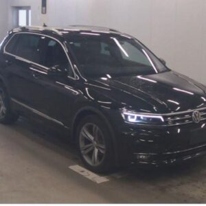 2019 Volkswagen Tiguan black gasoline used car Japan export
