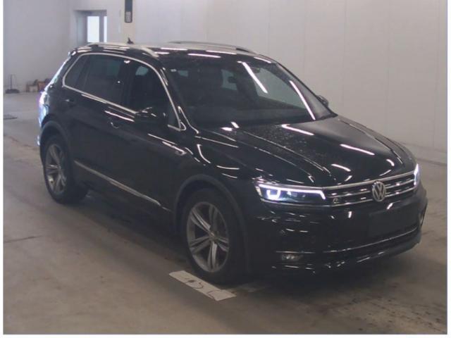 Ref:AUX-22849598 VOLKSWAGEN TIGUAN 2019 1 2019 Volkswagen Tiguan black gasoline used car Japan export