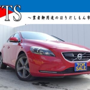 2013 Volvo V40 red gasoline used car Japan export