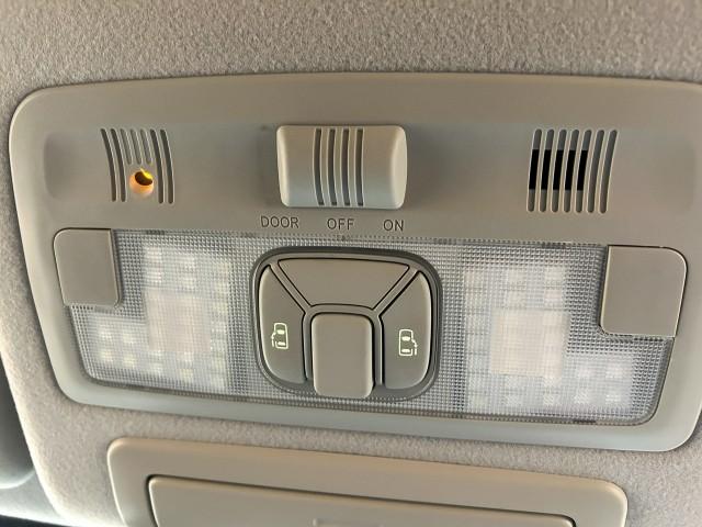 Ref:AUX-22857267 TOYOTA ESTIMA 2013 13 Ref:AUX-22857267 TOYOTA ESTIMA 2013 - Image 13