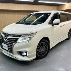 2016 Nissan Elgrand white gasoline used car Japan export