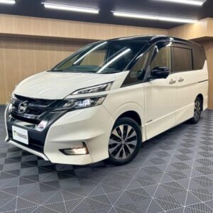 2019 Nissan Serena white gasoline used car Japan export