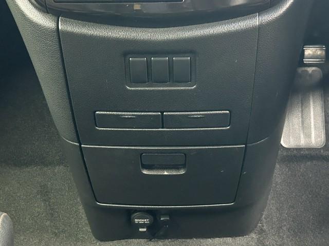 Ref:AUX-22857275 NISSAN ELGRAND 2016 15 Ref:AUX-22857275 NISSAN ELGRAND 2016 - Image 15