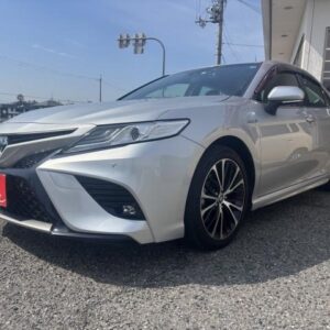 2020 Toyota Camry silver gasoline used car Japan export