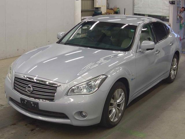 Ref:AUX-22861274 NISSAN FUGA HYBRID 2013 1 2013 Nissan Fuga Hybrid silver gasoline used car Japan export
