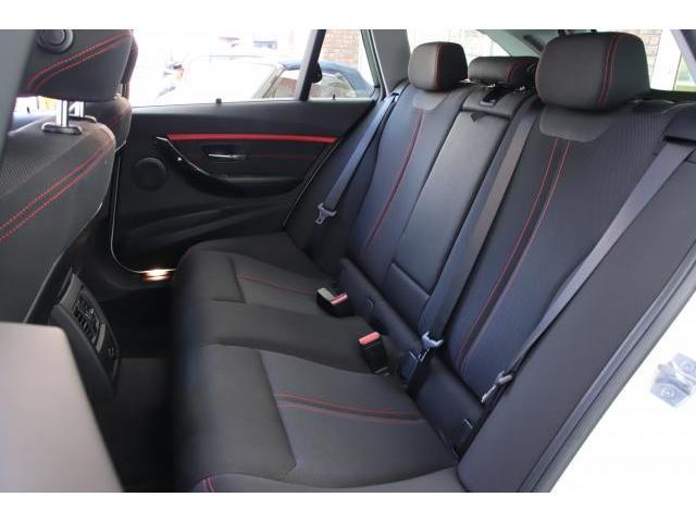 Ref:AUX-22861281 BMW 3 SERIES 2017 19 Ref:AUX-22861281 BMW 3 SERIES 2017 - Image 19