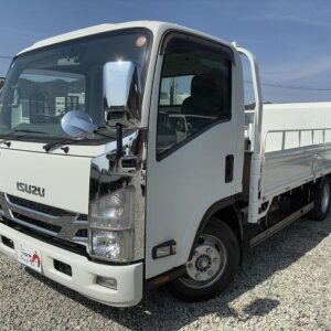 2017 Isuzu Elf Truck white diesel used car Japan export