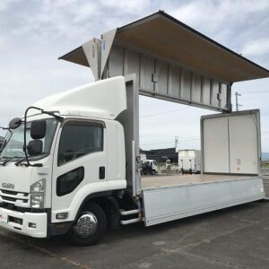 2018 Isuzu Forward white diesel used car Japan export