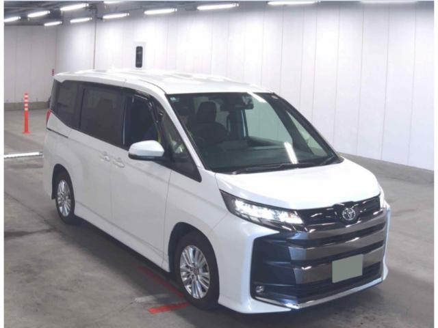 Ref:AUX-22869543 TOYOTA NOAH 2022 1 2022 Toyota Noah pearl gasoline used car Japan export