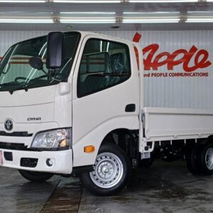 2026 Toyota Dyna Truck white gasoline used car Japan export