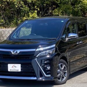 2019 Toyota Voxy black gasoline used car Japan export