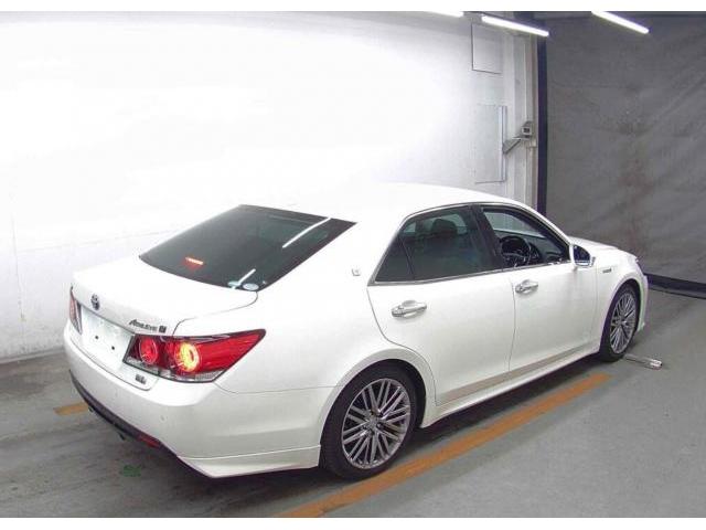 Ref:AUX-22876129 TOYOTA CROWN HYBRID 2017 4 Ref:AUX-22876129 TOYOTA CROWN HYBRID 2017 - Image 4