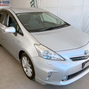 2012 Toyota Prius Alpha silver hybrid used car Japan export