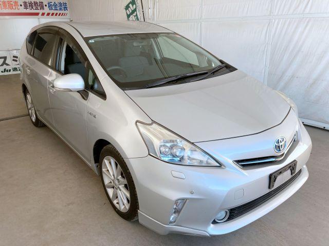 Ref:AUX-22876172 TOYOTA PRIUS ALPHA 2012 1 2012 Toyota Prius Alpha silver hybrid used car Japan export
