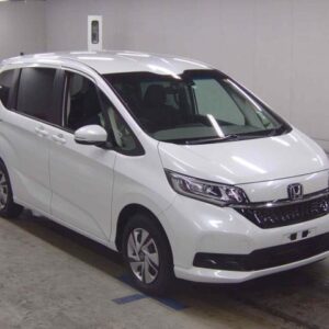 2023 Honda Freed Plus Hybrid pearl gasoline used car Japan export