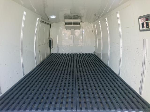 Ref:AUX-22881822 TOYOTA HIACE VAN 2020 17 Ref:AUX-22881822 TOYOTA HIACE VAN 2020 - Image 17