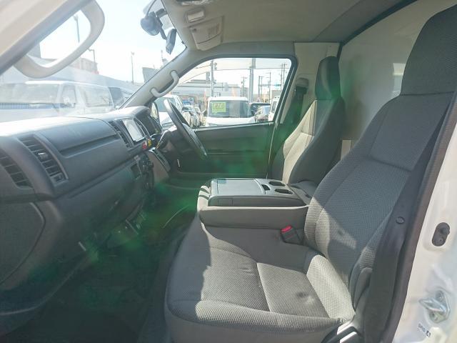 Ref:AUX-22881822 TOYOTA HIACE VAN 2020 6 Ref:AUX-22881822 TOYOTA HIACE VAN 2020 - Image 6