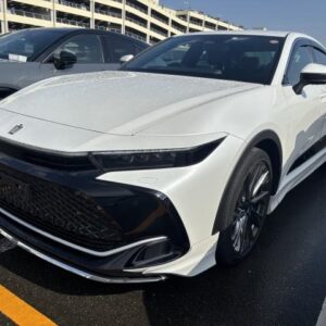 2023 Toyota Crown Crossover pearl gasoline used car Japan export