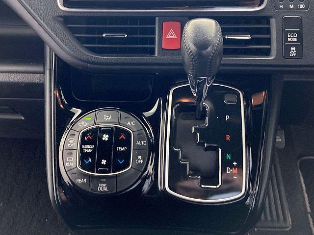 Ref:AUX-22882104 TOYOTA NOAH 2017 20 Ref:AUX-22882104 TOYOTA NOAH 2017 - Image 20