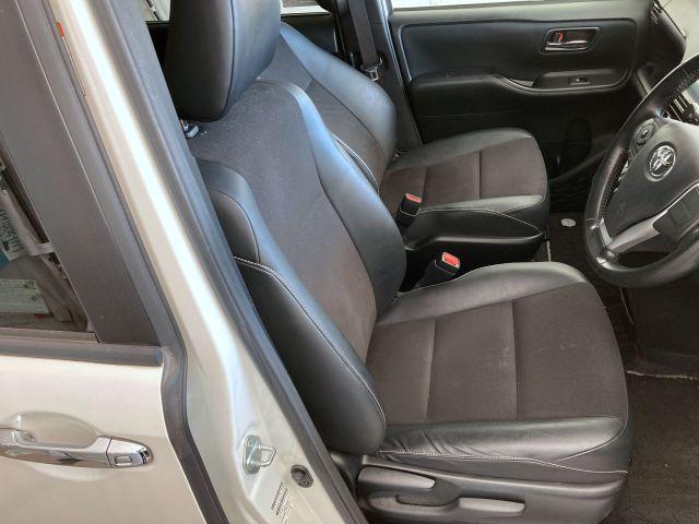 Ref:AUX-22882104 TOYOTA NOAH 2017 6 Ref:AUX-22882104 TOYOTA NOAH 2017 - Image 6