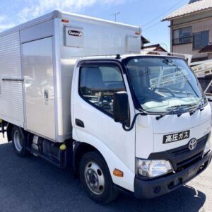 2019 Toyota Dyna Truck white diesel used car Japan export