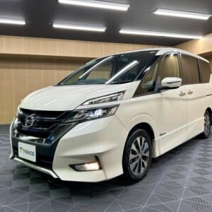 2017 Nissan Serena white gasoline used car Japan export