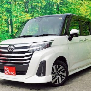 2023 Toyota Roomy pearl gasoline used car Japan export