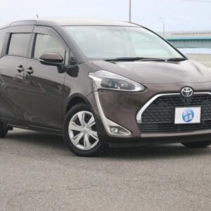 2020 Toyota Sienta tea gasoline used car Japan export