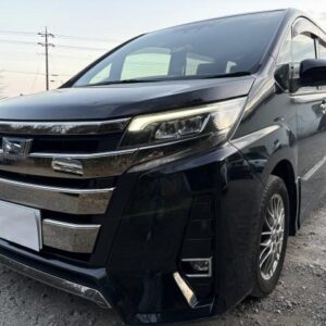 2020 Toyota Noah black gasoline used car Japan export