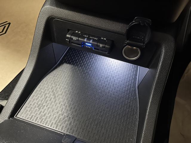 Ref:AUX-22883019 RENAULT KANGOO 2024 9 Ref:AUX-22883019 RENAULT KANGOO 2024 - Image 9