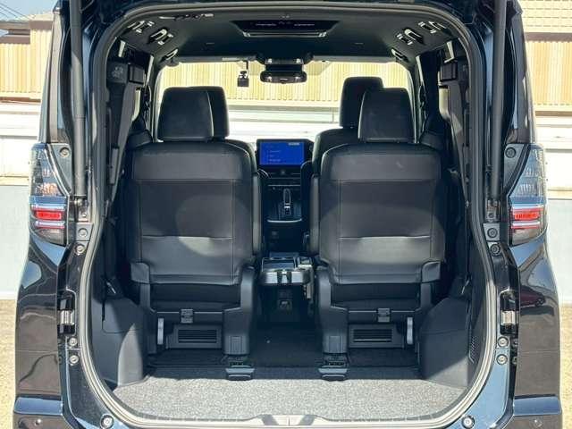 Ref:AUX-22894330 TOYOTA VOXY 2023 12 Ref:AUX-22894330 TOYOTA VOXY 2023 - Image 12