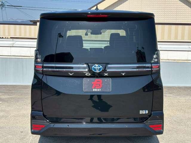 Ref:AUX-22894330 TOYOTA VOXY 2023 4 Ref:AUX-22894330 TOYOTA VOXY 2023 - Image 4