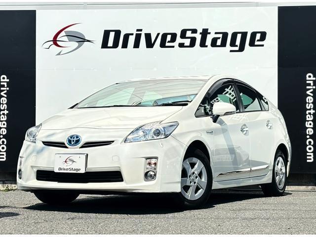 Ref:AUX-22895736 TOYOTA PRIUS 2011 1 2011 Toyota Prius pearl hybrid used car Japan export